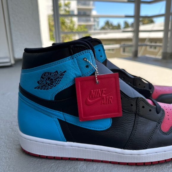 Jordan 1 Retro High NC to CHI Sneakers (Women’s 14.5 / Men’s 13) Brand New - Picture 5 of 10